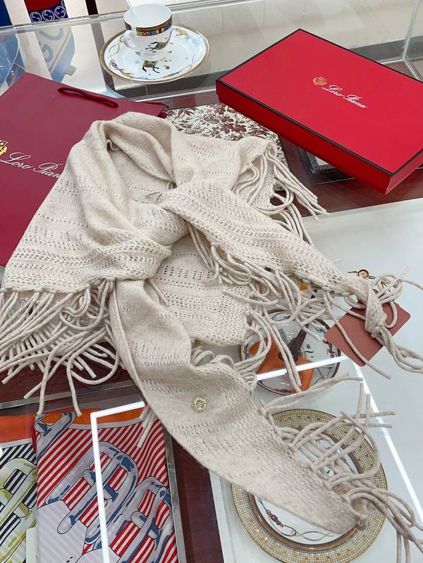 Loro Piana Cloak LPC00039 Loro Piana Cloak LPC00039